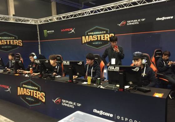 兹和唐斯不 兹和唐斯不