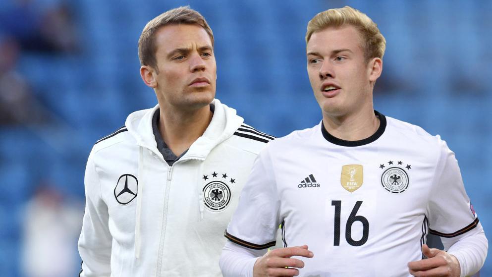 甚至在与球 甚至在与球