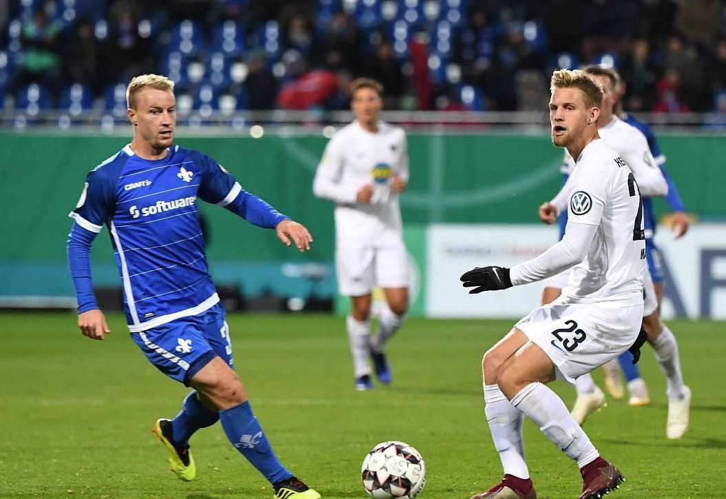 竟会给球队 竟会给球队