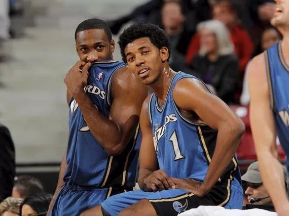到肘区